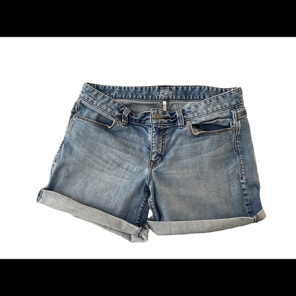 ANN Taylor LOFT Denim Light Blue Jean Shorts Roll Up Women 28 / 6 - Picture 1 of 4